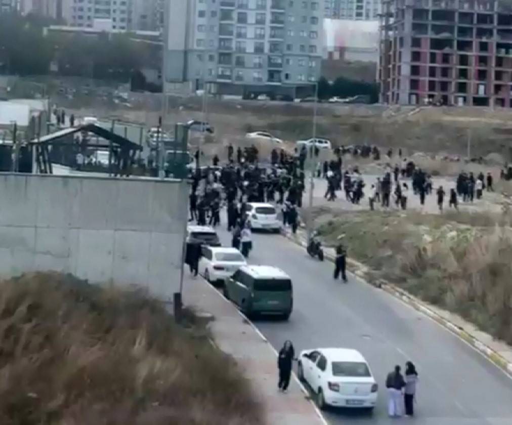 Son dakika! Lisede kavga: Yaralılar var 5